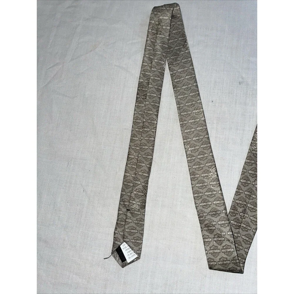 Ralph Marlin & Co. Men’s Dress Tie Size 55” Beige Silk Business Formal City
